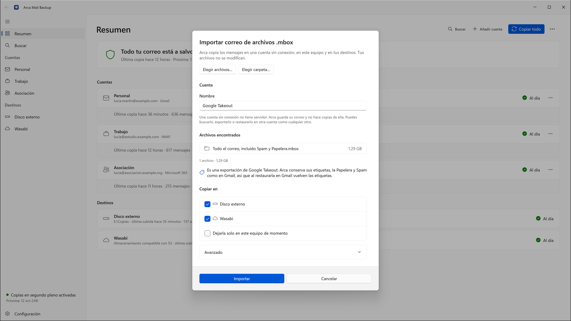 Diálogo «Importar correo de archivos .mbox» en Windows con una exportación de Google Takeout de 1,29 GB: Arca conserva sus etiquetas, la Papelera y Spam, y la copia en una cuenta sin conexión llamada «Google Takeout», en el disco externo y en Wasabi.
