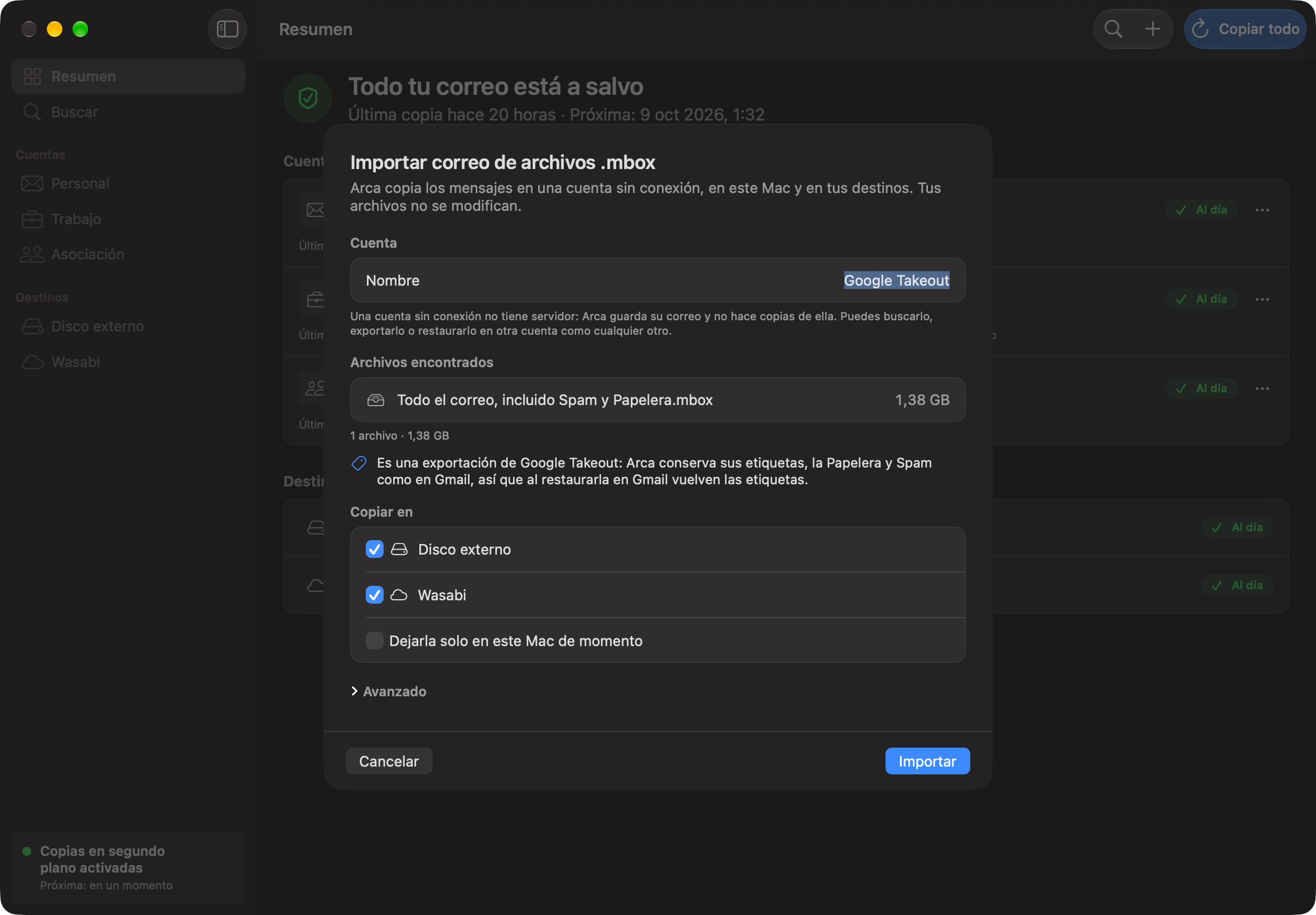 Hoja «Importar correo de archivos .mbox» con una exportación de Google Takeout de 1,38 GB: Arca conserva sus etiquetas, la Papelera y Spam, y la copia en una cuenta sin conexión llamada «Google Takeout», en el disco externo y en Wasabi.